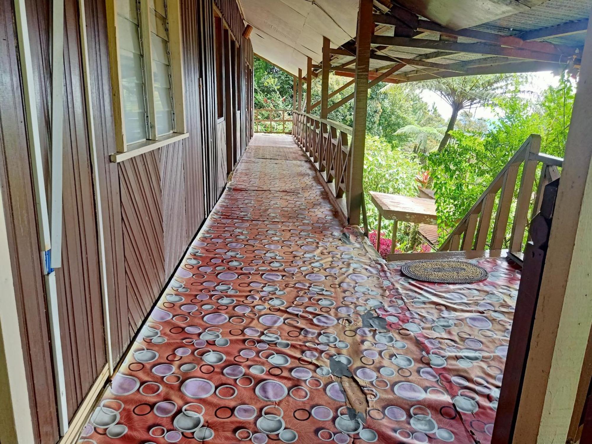 Oyo Home 90430 Mountain Resthouse Ranau Dış mekan fotoğraf